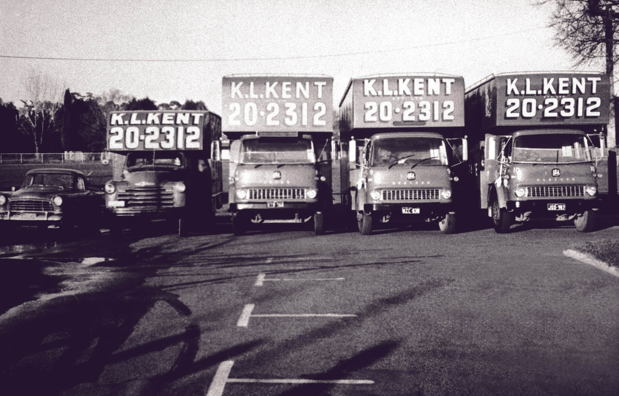 Vintage Kent removals trucks showcasing early fleet and relocation history